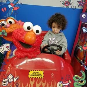 Meet your Posher, Janelle